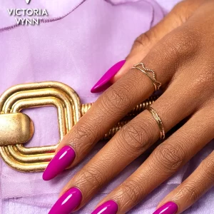 Victoria VYNN Gel Polish No. 336 Maniacal Magenta